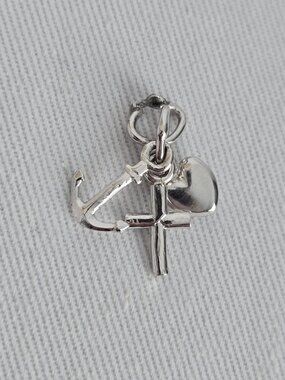 Vintage Sterling Silver Faith Hope Love Charm Cross Anchor Heart Bracelet